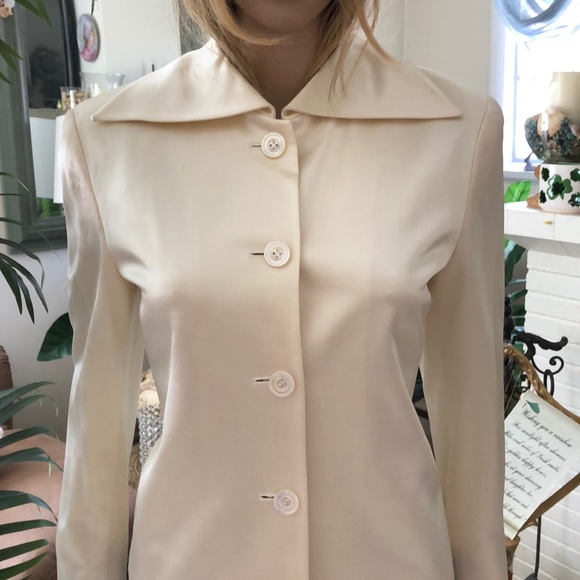 Tahari jacket - Picture 2 of 5